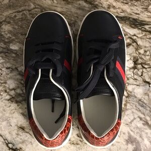 Gucci Kids Sneakers in Black with Red Stripes